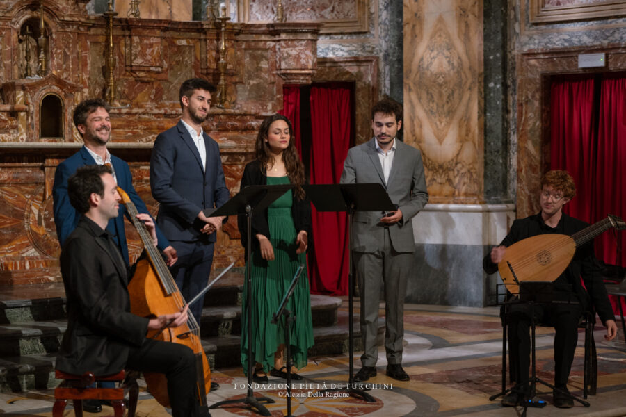 Cantoría en Nápoles © Alessia Della Ragione